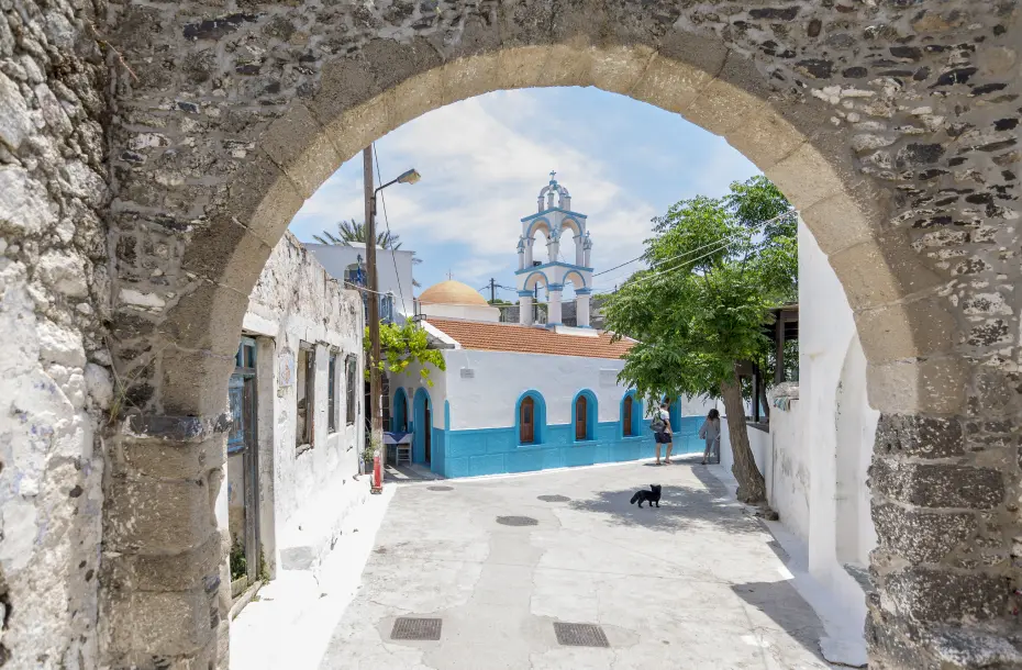 Promenade dans les rues du village d'Emporios à Nisyros